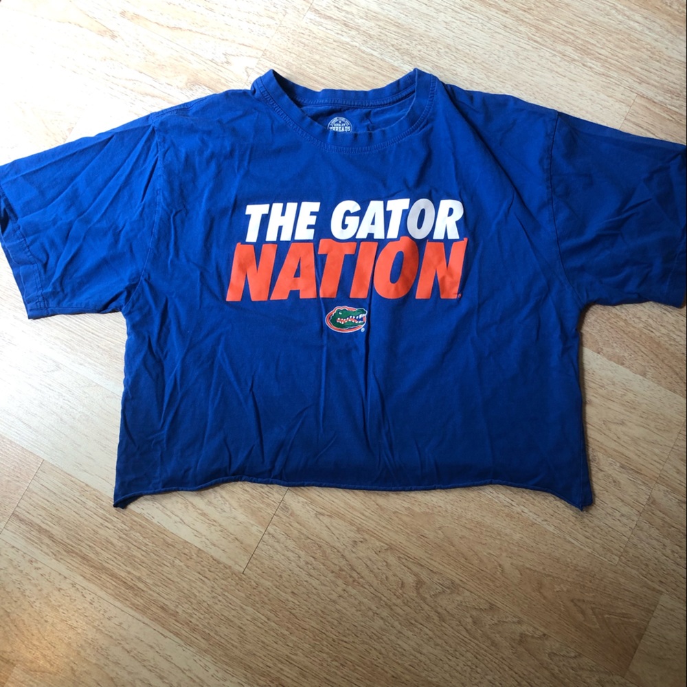 Vintage 🐊 Nation XL Cropped Tee
